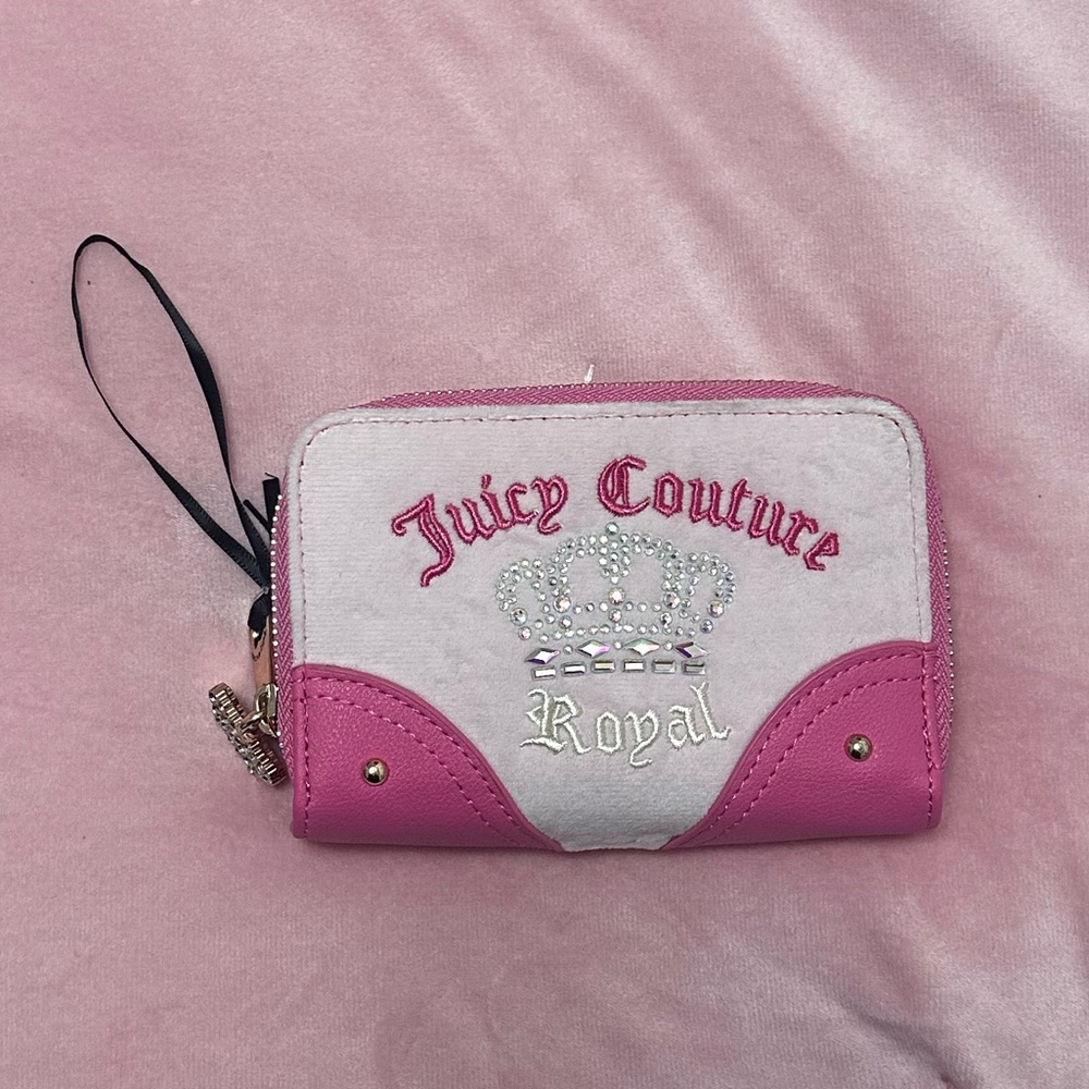 Pink and white Royal Juicy Couture wallet